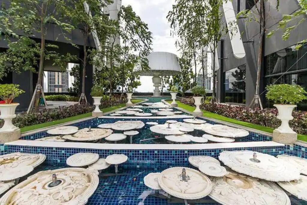 Modern At Arte Mont Kiara By Iconique Pangsapuri *